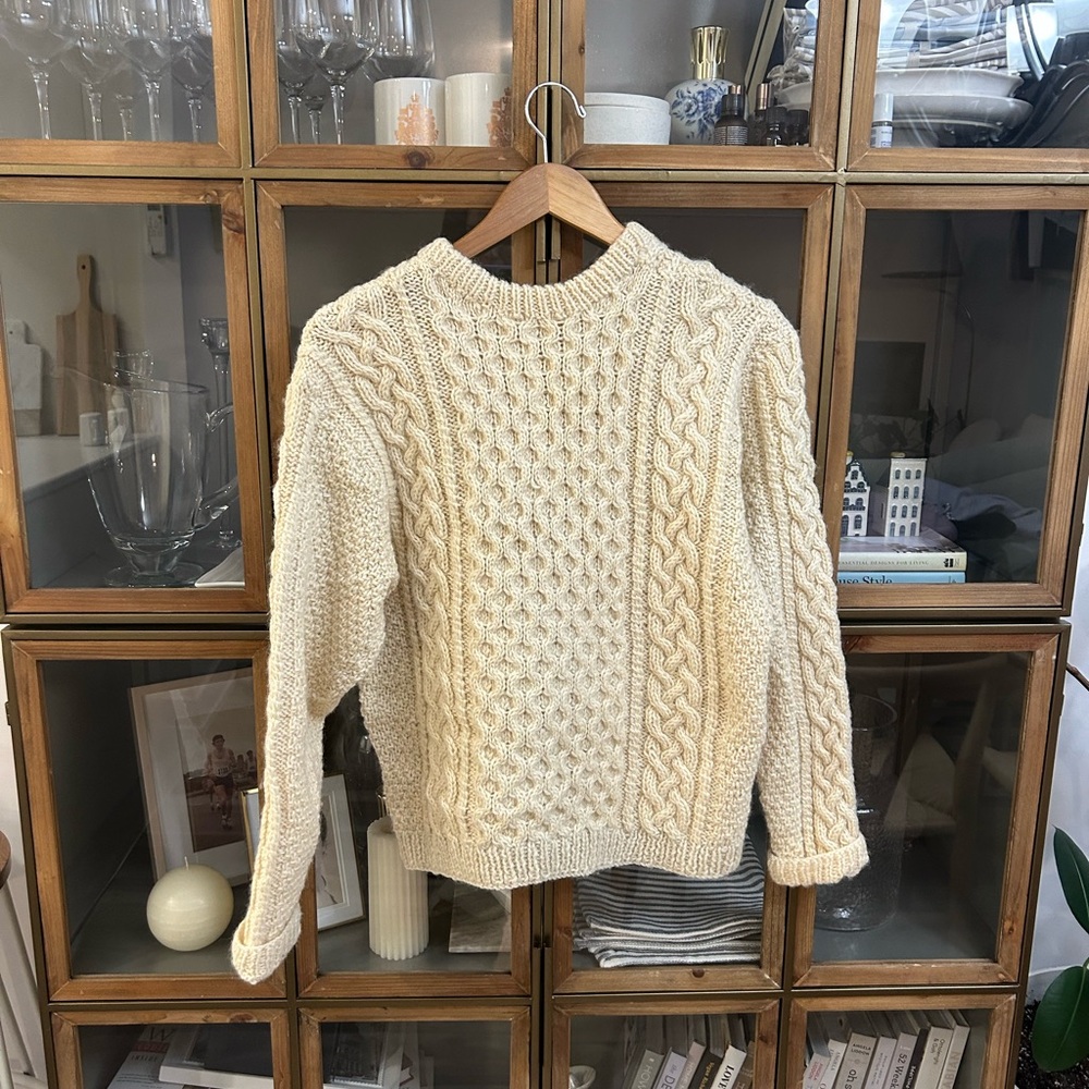 Hand Knitted 100% Wool Cable Knit Sweater - Picture 7 of 10